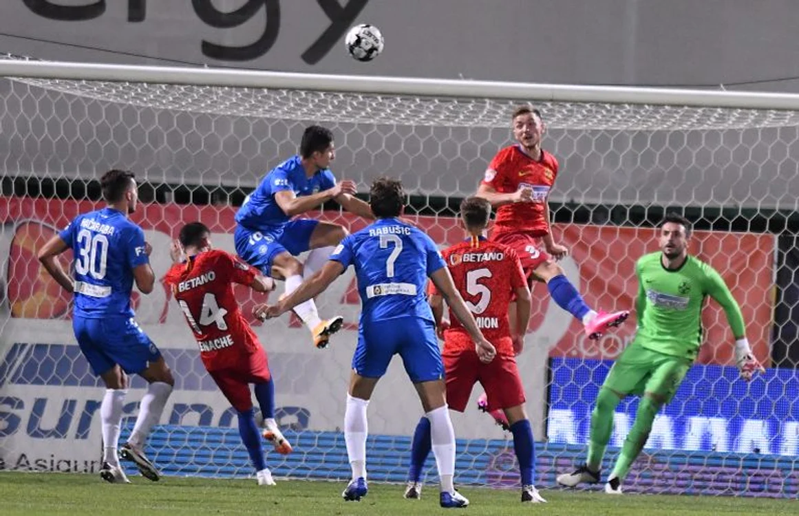 Slovan Liberec s-a impus după două lovituri de capFOTO: Sportpictures.eu
