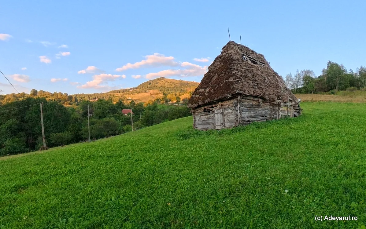 Case vechi din Apuseni. Foto: Daniel Guță. ADEVĂRUL