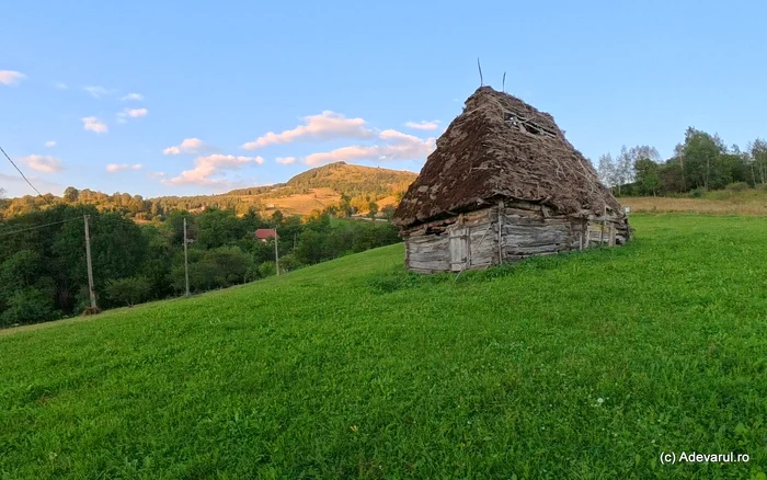 Case vechi din Apuseni. Foto: Daniel Guță. ADEVĂRUL