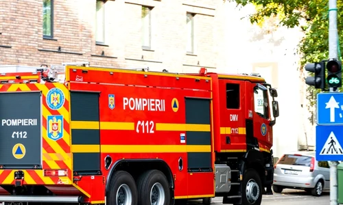 masina de pompieri