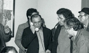 Ion Iliescu: «În România a avut loc o Revoluție, indiferent de ceea ce se străduiesc să acrediteze cei cărora acest act de demnitate nu le este pe plac»  jpeg
