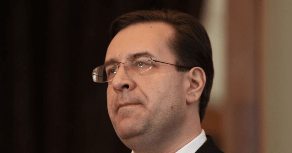 Scandal amoros la Curtea de Conturi din Chișinău. O angajată îl acuză pe șeful instituției că i-a făcut avansuri sexuale