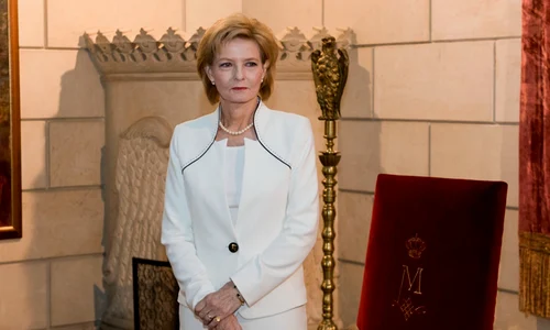 2023 10 30 Investituri PE burse regale DSC3089 jpeg