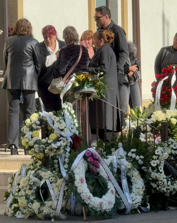 VIDEO Doctorița Ștefania Szabo, condusă pe ultimul drum. Momente sfâșietoare înainte de înmormântare