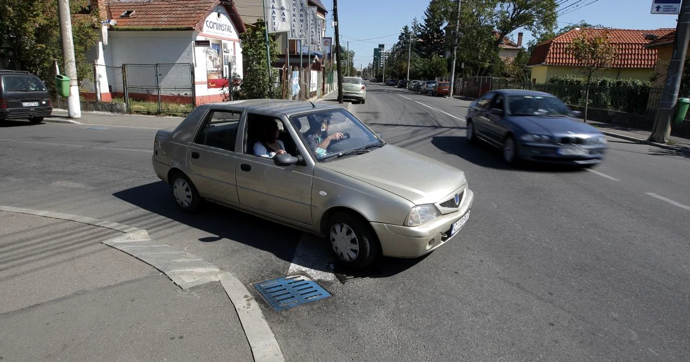 În opinia şoferilor clujeni, intersecţia străzilor Octavian Goga şi Ţebei este una dintre cele mai periculoase.