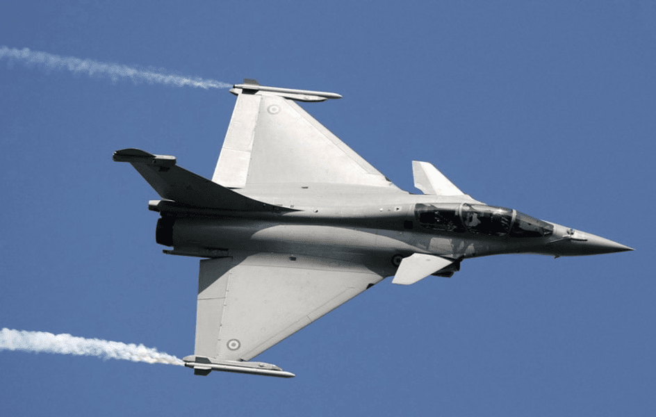 India ridică de la sol avioane de luptă după o alertă cu bombă la bordul unei aeronave din Iran