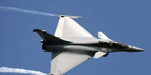 avion de vanatoare RAFALE foto EPA EFE