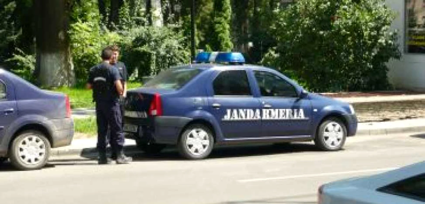 Suceava: Minori beţi identificaţi de jandarmi în timp ce hoinăreau prin oraş