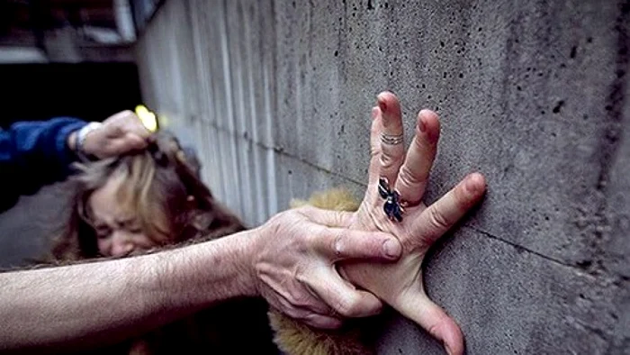 
    Mulți pușcăriași periculoși, care sunt eliberați, recidivează  