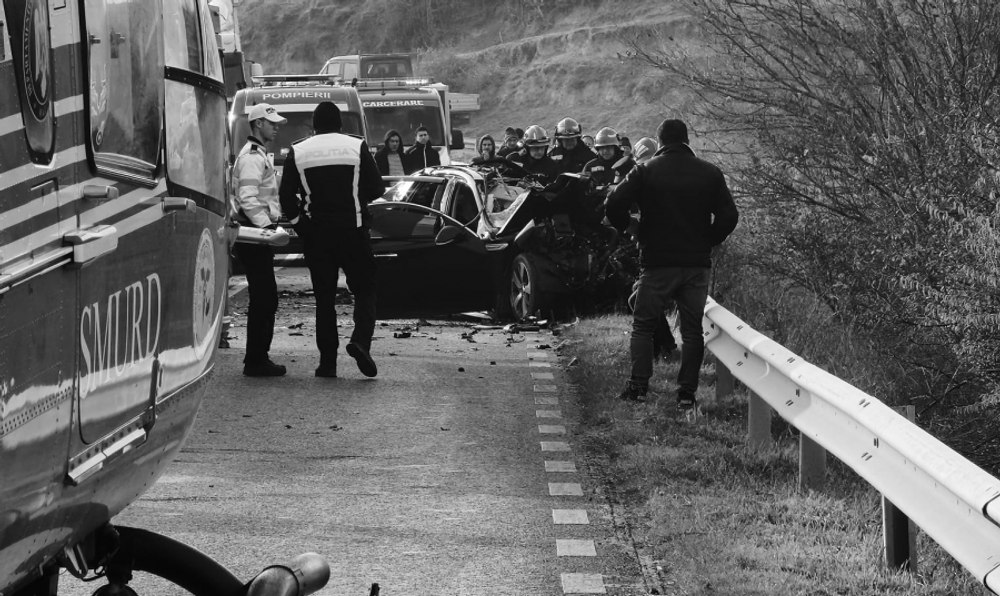 Două femei și un bărbat au murit într-un groaznic accident rutier, în Galați