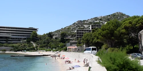 5b588f8bdf52022f75a056a0 jpg