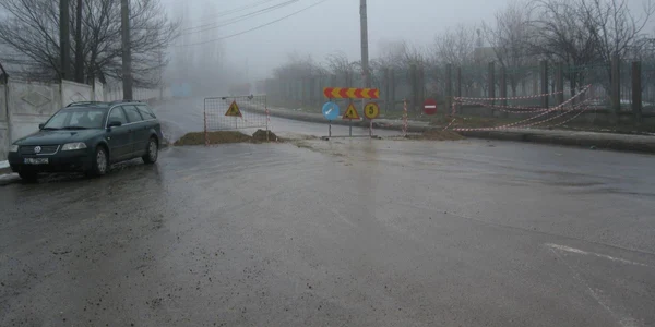 Circulaţia pe strada Prelungirea Saturn a fost oprită