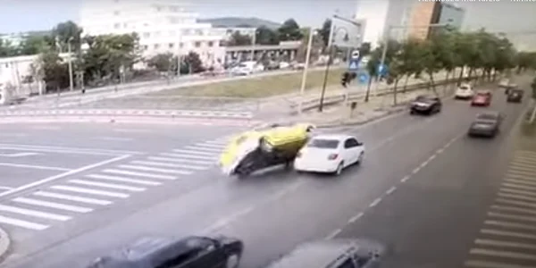 Accident Iași pod Cantemir png