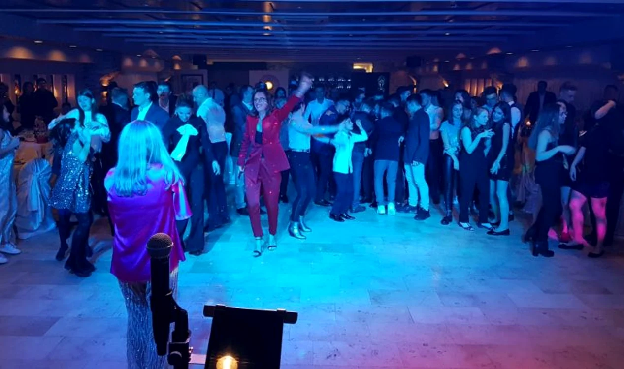 
    Dansul a fost la loc de cinste la Gala Tenisului de Masă  