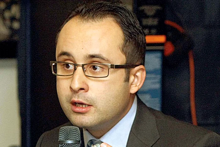 Klaus Iohannis ministru de interne şi vicepremier (Foto: mediafax)