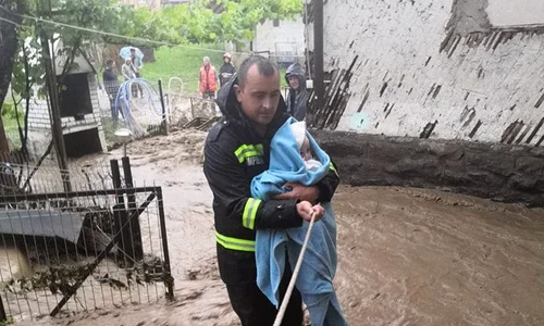 pompier isu inundatii jpeg