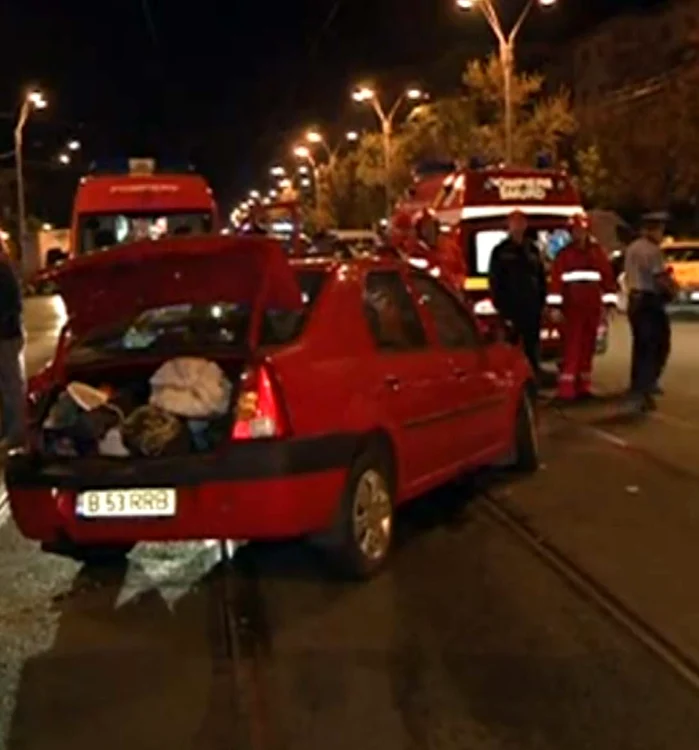 Maşina care mergea regulamentar a fost proiectată în alte trei automobile