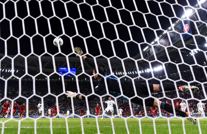Thibaut Courtois a scos de trei ori mingea din poarta saFoto: Guliver / GettyImages