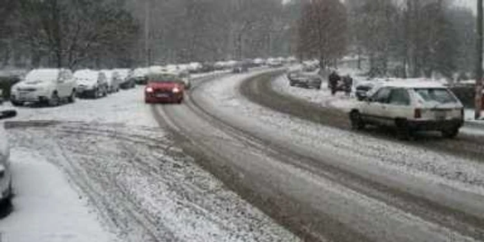 Zăpada va continua să cadă până la sfârşitul săptămânii 
