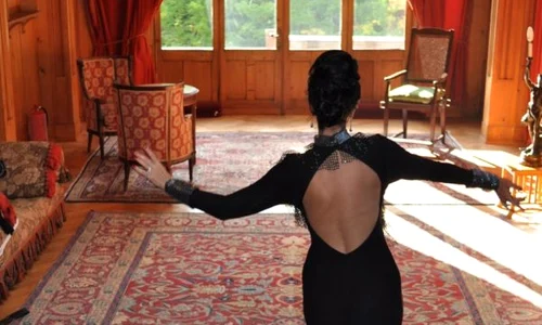 Angela Gheorghiu, într o rochie cu spatele gol (foto: Cosmin Gogu) jpeg