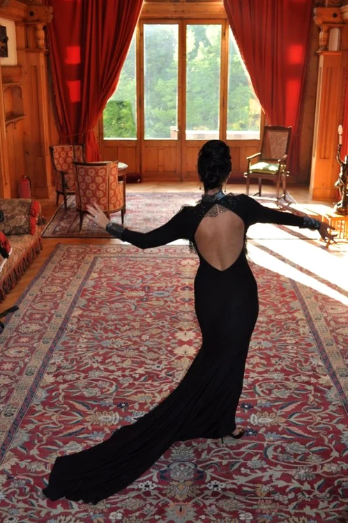 Angela Gheorghiu, într-o rochie cu spatele gol (foto: Cosmin Gogu)