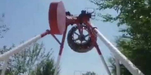 parc de distractii accident leagan uzbekistan