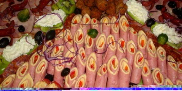 La restaurantul Riviera mâncarea va fi din belşug
