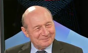 traian basescu jpg