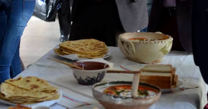 Palaneţul merge foarte bine cu fasole bătută, mai ales în perioadele de post