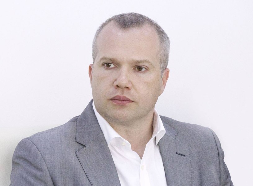 Primarul Galațiului, mesaj pentru tribuna oficială Oțelul: „Vin acolo toți atârnații, care nu au plătit în viața lor un leu!“ VIDEO