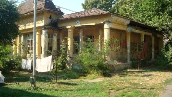 O tristă aniversare: Un an de la incendierea casei lui Vasile Alecsandri jpeg