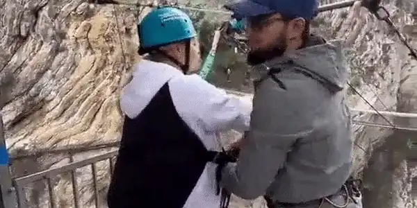 GIF tiroliana 