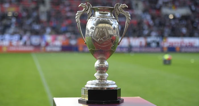 Trofeul Cupa României aduce calificarea în preliminariile Europa League. Foto frf.ro