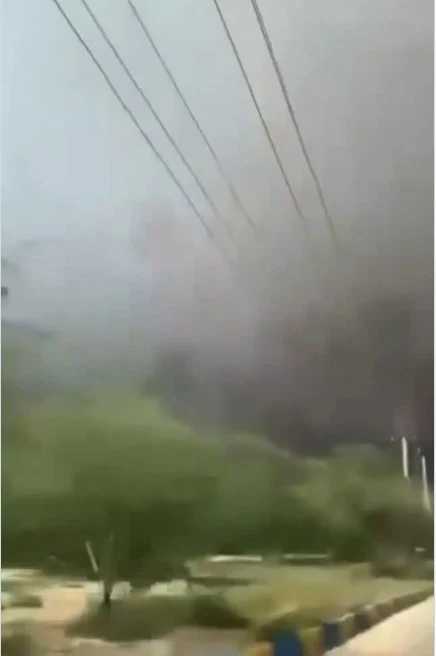 SUA și Israelul au atacat instalații petroliere și de gaze din Iran, scrie presa iraniană