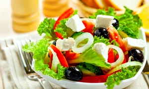 salata greceasca shutterstock jpeg