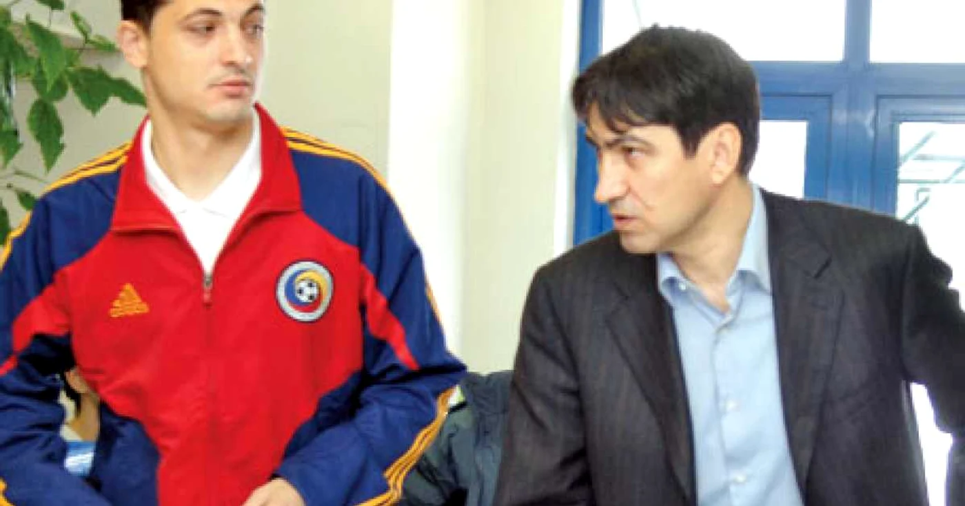 Piţurcă nu mai vrea să-l vadă pe Rădoi în treningul echipei naţionale  