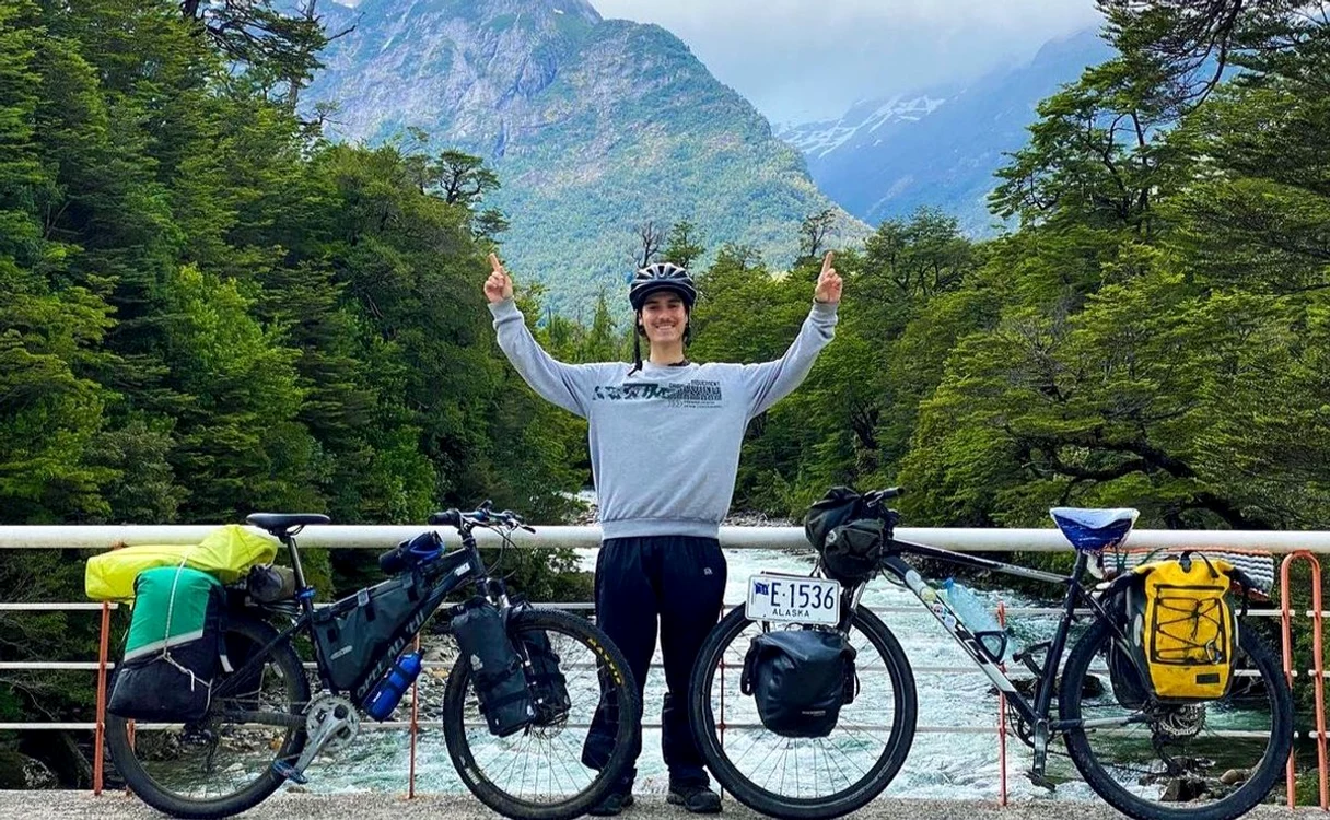 Liam Garner a vizitat 14 țări pe bicicletă (foto: Instagram)