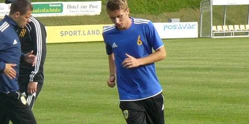 Barbu nu mai este jucătorul Petrolului. Foto fcpetrolul.ro