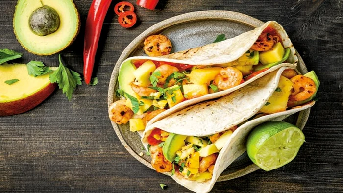 Tacos cu creveți și mango jpg