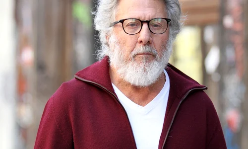 Dustin Hoffman On The Set Of Untitiled Noah Baumbach Movie jpeg