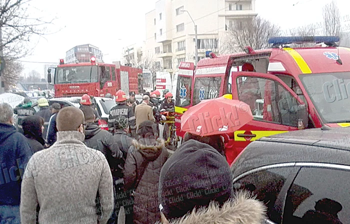 Vineri în jurul orei  14.00, antrenorul a  fost luat cu ambulanţa  şi dus la spital