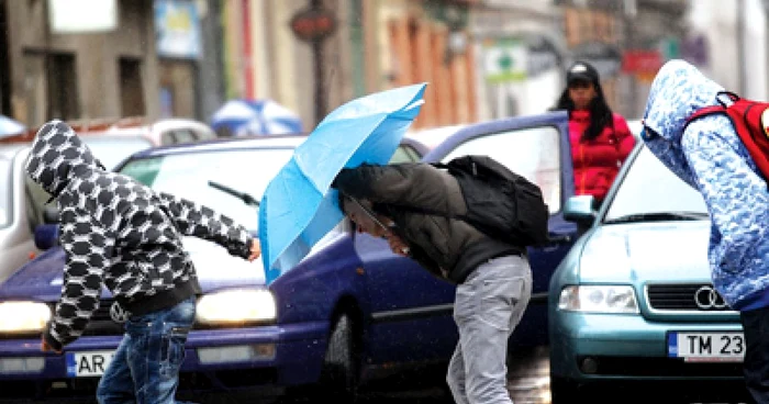 Timişoara: Furtună pe străzile Timişoarei