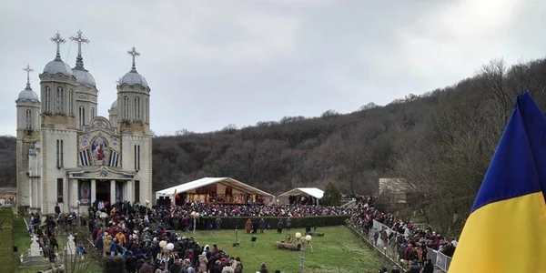 pestera sf apostol andrei foto eugen tanasescu