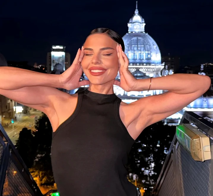 Cum s-a filmat Andreea Popescu în toiul nopții/ sursa foto: Instagram