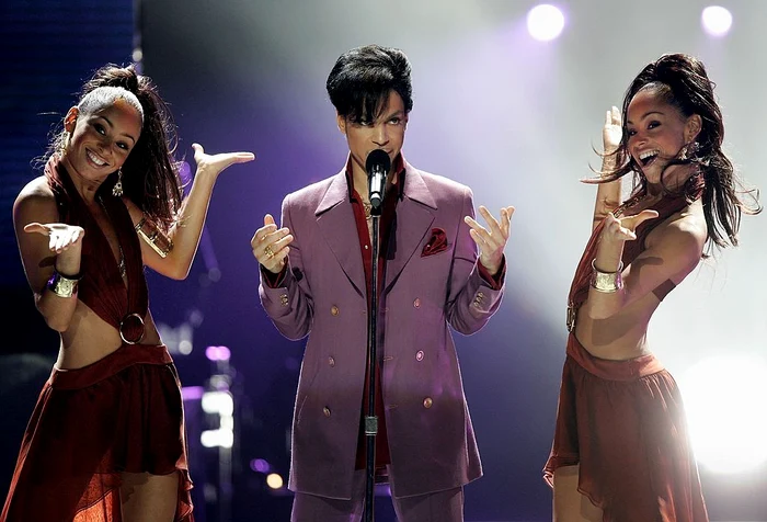 American Idol Season 5 Finale Show jpeg