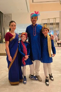 Răzvan Pascu, aniversare regală în India alături de familie și prieteni