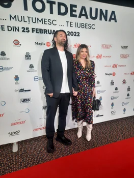 smiley gina pistol (2) jpeg