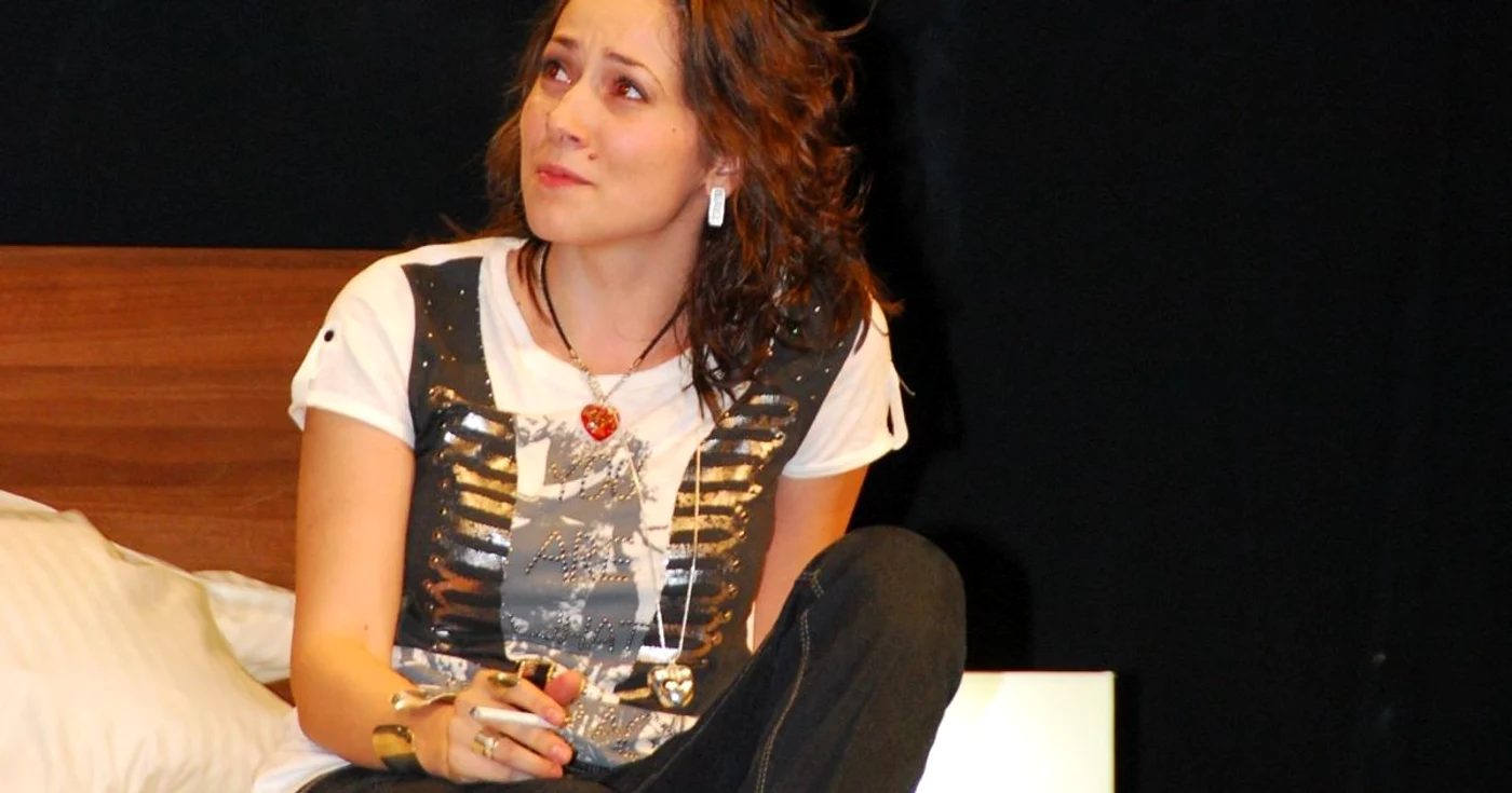Cristina Florea, în piesa „Nişte fete”