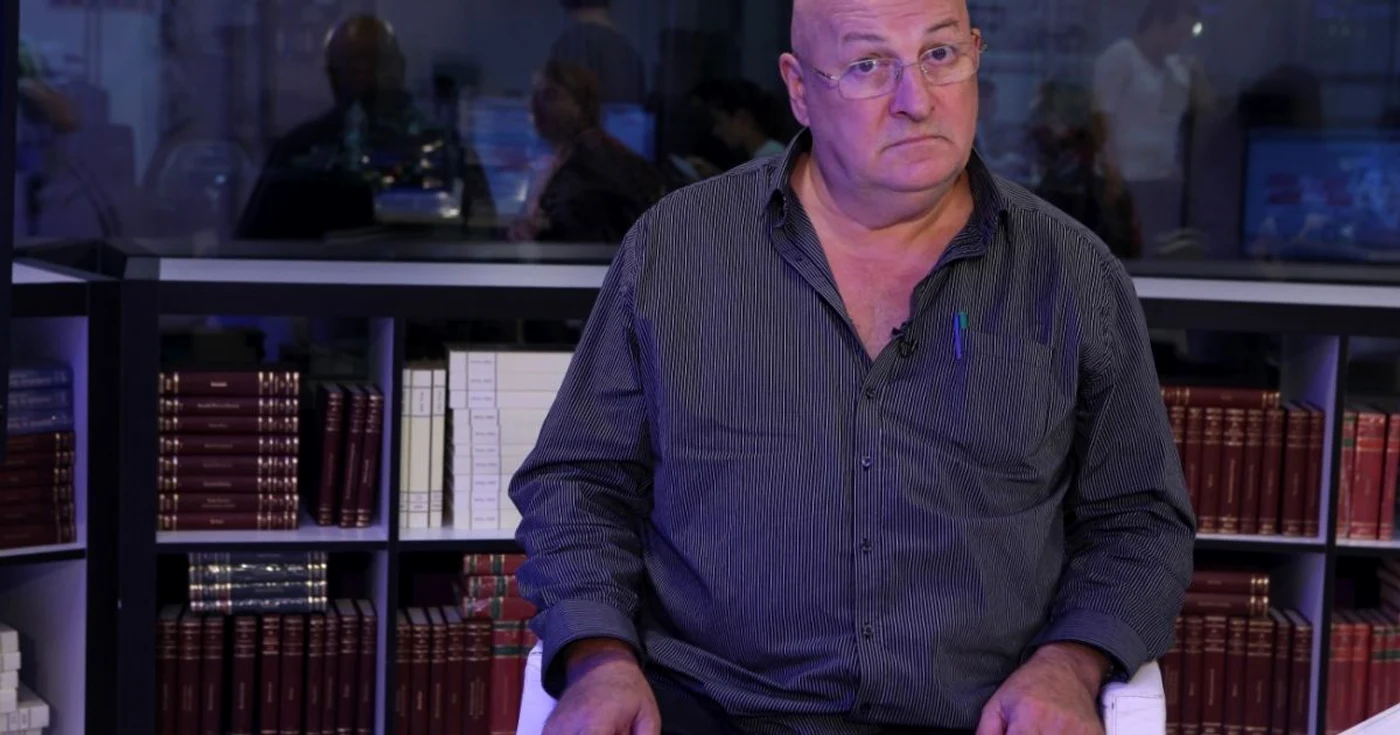 Bebe Cotimanis, cu toată seriozitatea un actor plin de umor