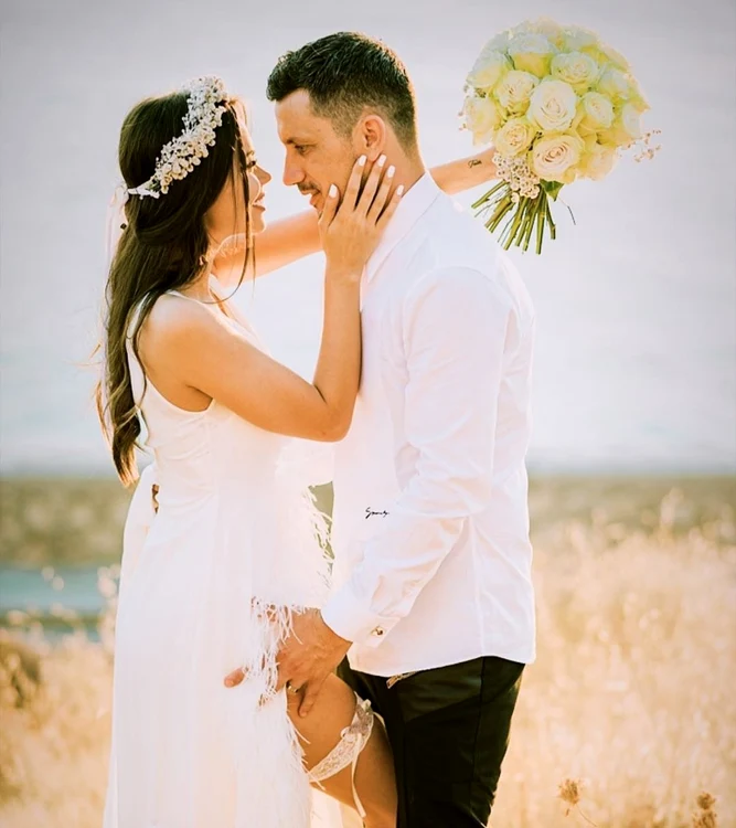 Denisa are 27 de ani